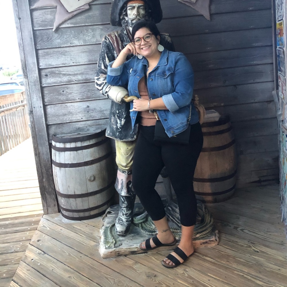 Meet your Posher, Erika
